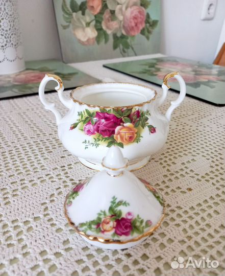 Old Country roses Сахарница