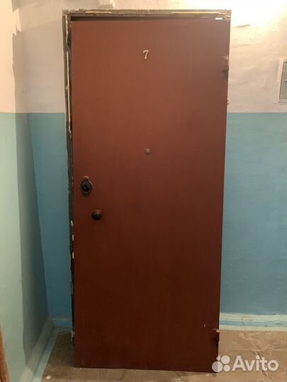 Дверь входная железная бу
