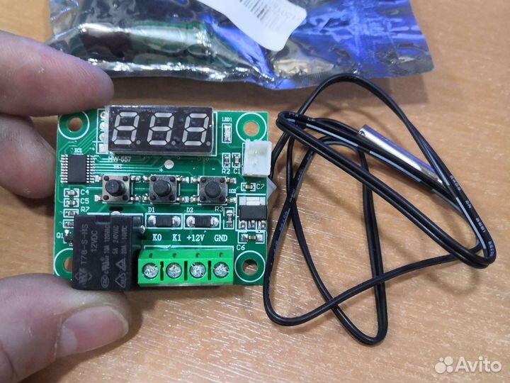 Цифровой термостат W1209, 12в. Модуль с контроллер