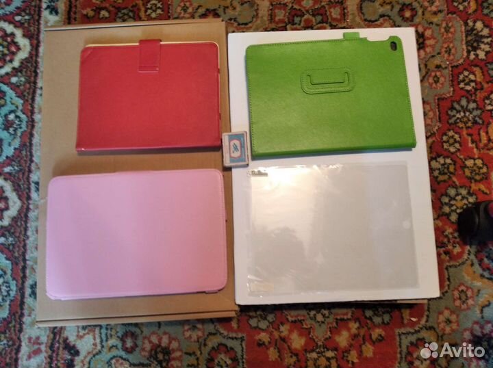 Чехлы и защитные пленки для планшетов новые