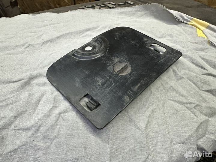 Заглушка пыльника переднего бампера CX5 2017