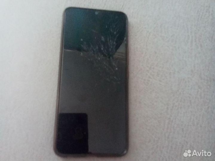 TECNO Spark 8C, 4/64 ГБ