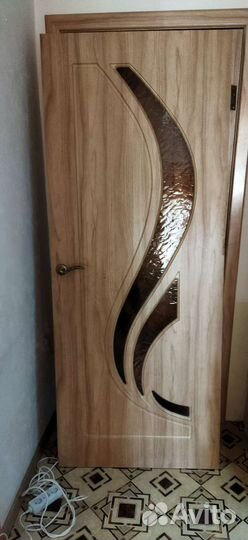 Дверь деревянная межкомнатная б/у