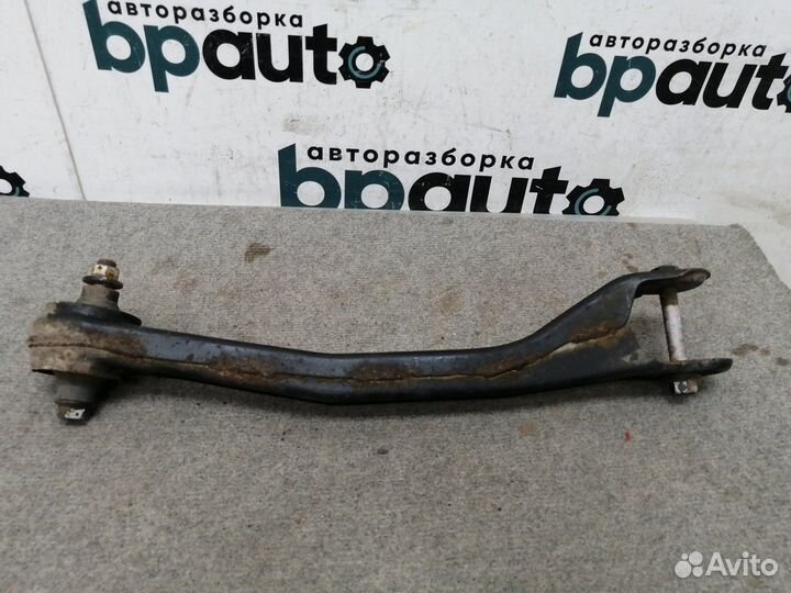 Рычаг задней подвески продольный левыйправый