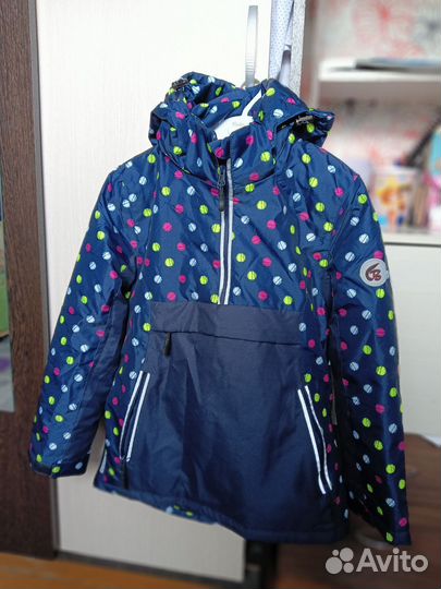 Куртка демисезонная для девочки-новая