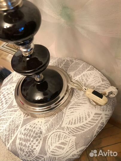 Лампа настольная