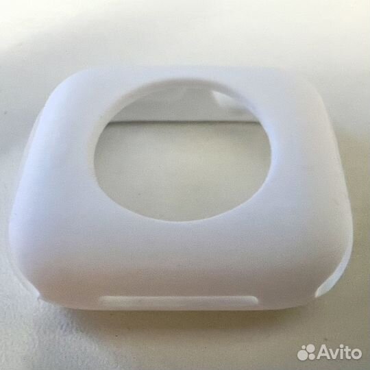 Чехол для Apple Watch 40mm белый