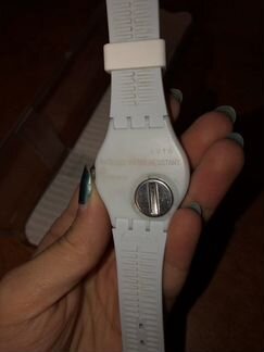 Часы Swatch Бумажный самолётик
