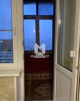 Комната 18 м² в 3-к, 13/16 эт.