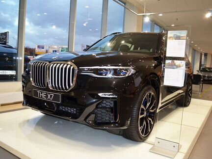 BMW X7 3.0 AT, 2020