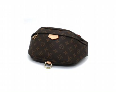 Сумка на пояс Louis Vuitton Bumbag