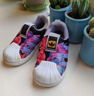 Кроссовки Adidas