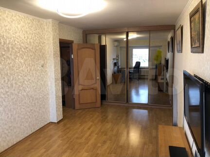 1-к квартира, 37 м², 10/15 эт.