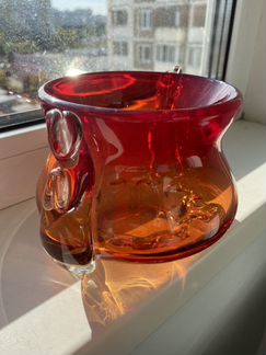 Ваза, конфетница гутное цветное стекло