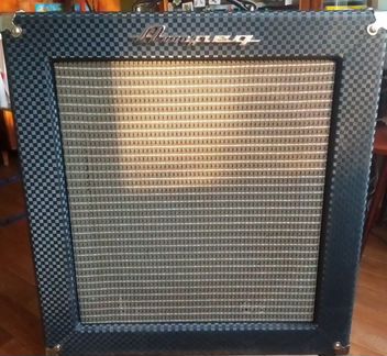 Bass combo ampeg rocket b100 Бас-комбо