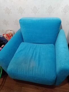 Синее кресло