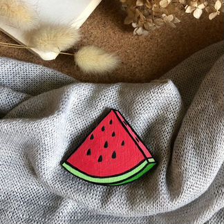 Деревянный значок ручной работы Арбуз