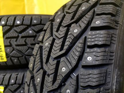 Pезина 195/65 R15 зимняя шипы kormoran новая