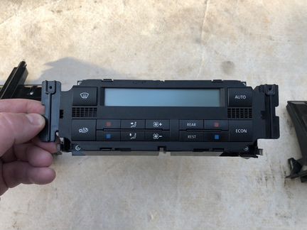 Блок управления климатом VW T5