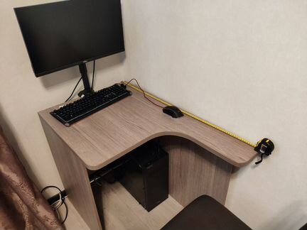 Компьютерный столик