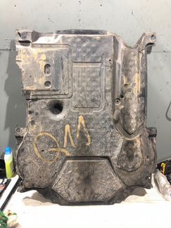 Защита двигателя Mercedes-Benz E-Class S212