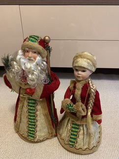 Фигурки Деда Мороза и Снегурочки