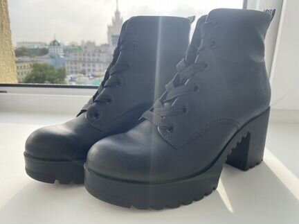Ботинки демисезонные