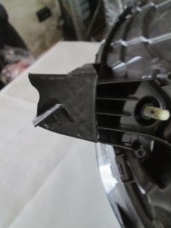 Правая фара на Renault Kaptur 2018 года