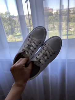 Белые кожаные кеды новые женские