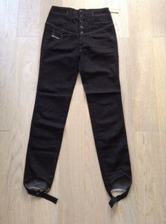 Новые джинсы Diesel