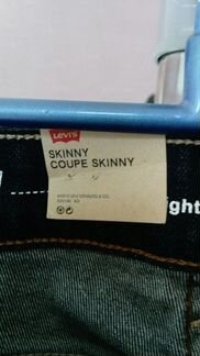 Джинсы Levis