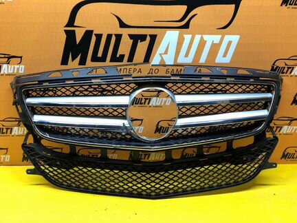 Решетка радиатора Mercedes Cls W218 2010-2014