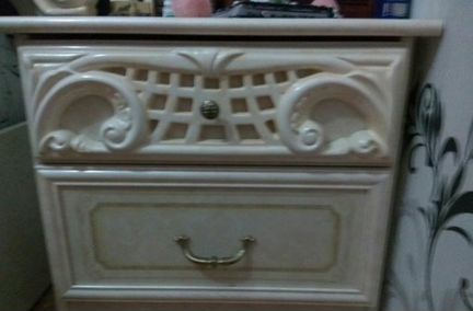 Спальный гарнитур Италия