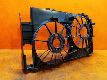 Диффузор вентилятора Toyota Rav4 4 CA40 2012-Нв