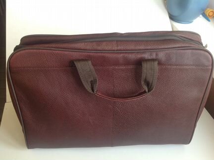 Сумка кожаная дорожная саквояж