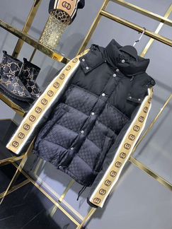 Объёмный пуховик Gucci