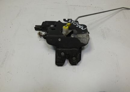 Замок багажника Mazda 3 2006-2009 г. в