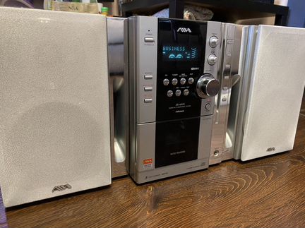 Музыкальный центр