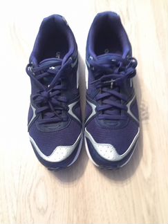 Кроссовки Umbro