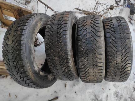 Зимние шины Goodyear Ultra Grip 500 235/65R17