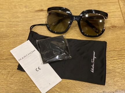 Очки солнцезащитные