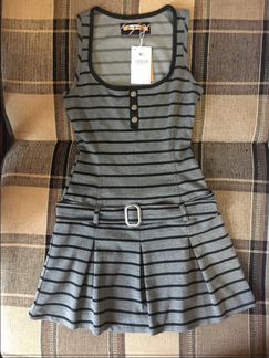 Платье Bershka р.42 новое