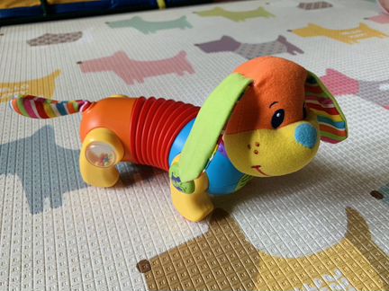 Собачка Фрэд Догони меня Tiny love