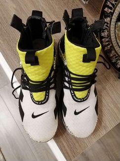 Nike presto mid acronym