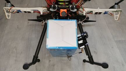 Грузовой квадрокоптер dji (гексакоптер)