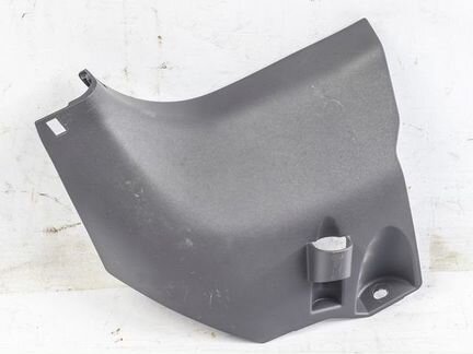 Накладка стойки стекла левая Toyota Prius