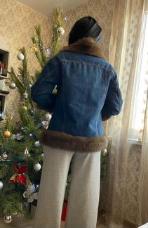 Джинсовая курточка женская