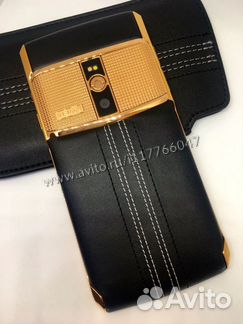 Vertu Signature Touch Clous de Paris Gold Верту