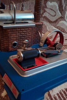 Игрушка. Паровой двигатель Wilesco D10