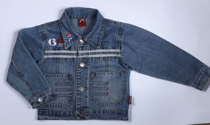 Джинсовая классическая курточка для мальчика